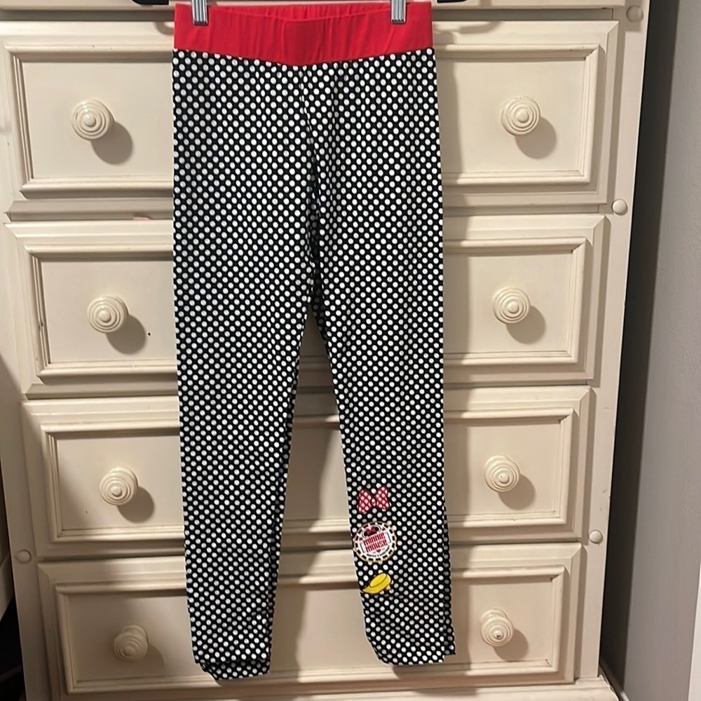 NWT Disney Parks Official Minnie Mouse leggings.